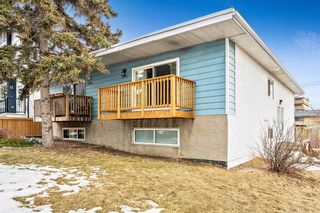 Photo 2: 2701 15 Avenue SE in Calgary: Albert Park/Radisson Heights Semi Detached (Half Duplex) for sale : MLS®# A2023019