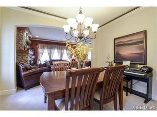 Photo 5: 2102 Nicklaus Dr in VICTORIA: La Bear Mountain House for sale (Langford)  : MLS®# 725204