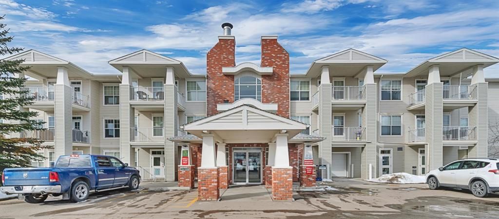Main Photo: 126 4500 50 Avenue: Olds Apartment for sale : MLS®# A2013167