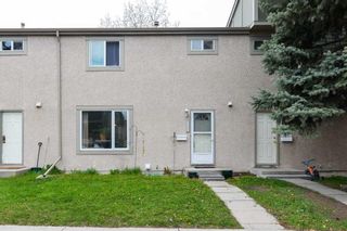 Main Photo: 111 405 64 Avenue NE in Calgary: Thorncliffe Row/Townhouse for sale : MLS®# A2128685