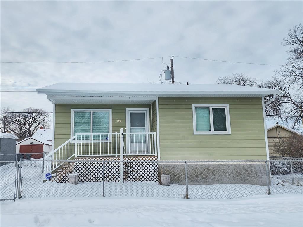 Main Photo: 308 Brooklyn Street in Winnipeg: St James Residential for sale (5E)  : MLS®# 202225391