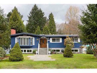 Photo 1: 588 MIDVALE Street in Coquitlam: Central Coquitlam House for sale : MLS®# R2433382