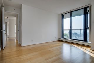 Photo 24: 1008 175 W 1ST Street in North Vancouver: Lower Lonsdale Condo for sale in "Time Building" : MLS®# R2497349
