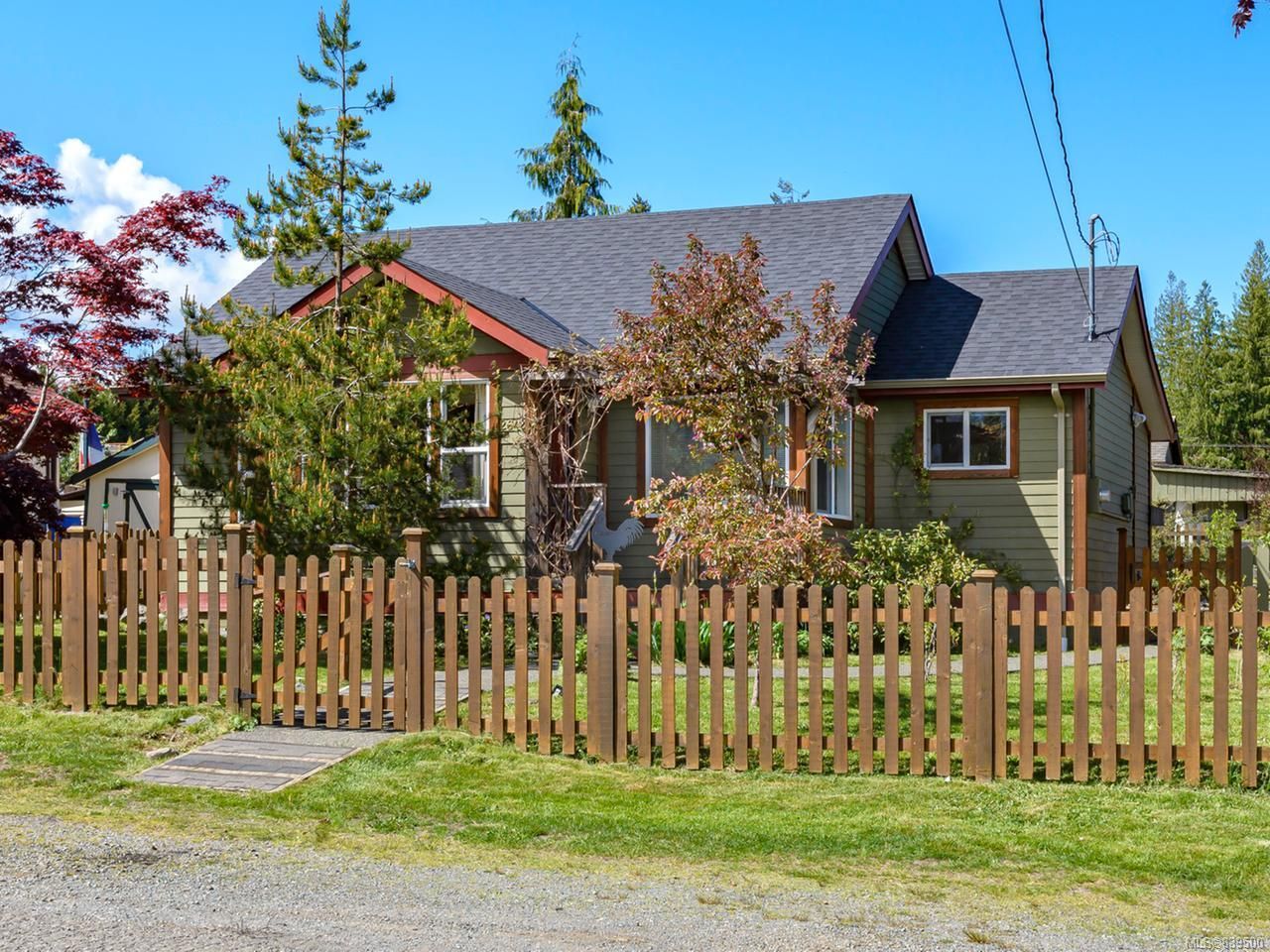 Main Photo: 2642 Maryport Ave in CUMBERLAND: CV Cumberland House for sale (Comox Valley)  : MLS®# 839500