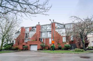 Photo 2: 1018 W 7TH Avenue in Vancouver: Fairview VW Townhouse for sale in "Oakview Terrace" (Vancouver West)  : MLS®# R2240455