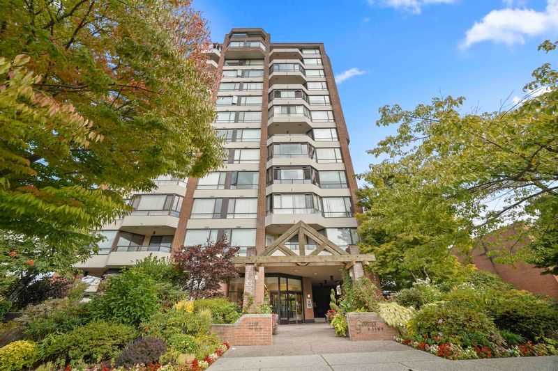 FEATURED LISTING: 503 - 2189 42ND Avenue West Vancouver