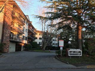 Photo 1: 301 10160 RYAN Road in Richmond: South Arm Condo for sale in "Stornoway" : MLS®# R2227293
