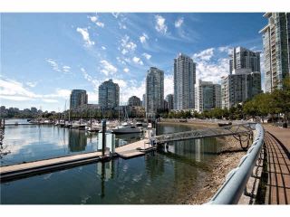 Photo 3: 2608 1033 MARINASIDE Crescent in Vancouver: Yaletown Condo for sale in "QUAY WEST 1" (Vancouver West)  : MLS®# V1089970