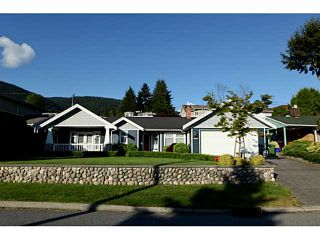 Photo 1: 4190 HIGHLAND Boulevard in North Vancouver: Forest Hills NV House for sale : MLS®# V1006963