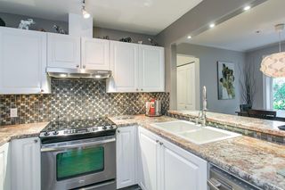 Photo 9: 106 2588 ALDER Street in Vancouver: Fairview VW Condo for sale in "BOLLERT PLACE" (Vancouver West)  : MLS®# R2014065