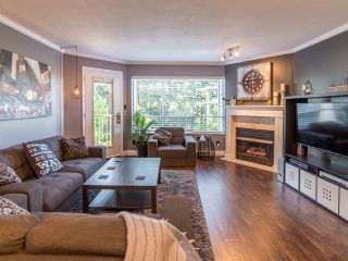 Photo 1: 306 5450 208TH Street in Langley: Langley City Condo for sale in "Montgomery Gate" : MLS®# R2111354