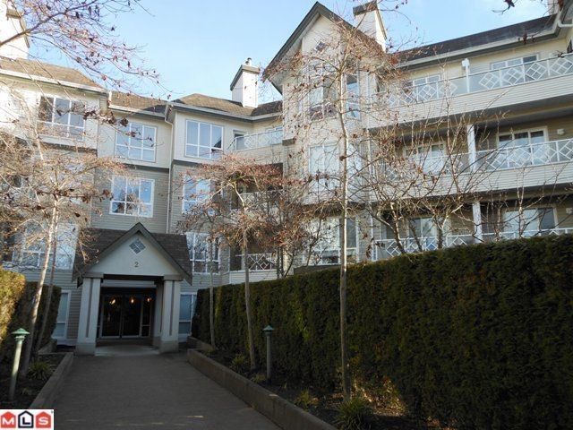 Main Photo: 111 9979 140TH Street in Surrey: Whalley Condo for sale in "Sherwood Green" (North Surrey)  : MLS®# F1200214