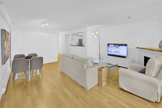 Photo 4: 301 1128 QUEBEC Street in Vancouver: Downtown VE Condo for sale in "THE NATIONAL" (Vancouver East)  : MLS®# R2503435