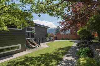 Photo 7: 665 BEACHVIEW Drive in North Vancouver: Dollarton House for sale in "DOLLARTON" : MLS®# R2072666