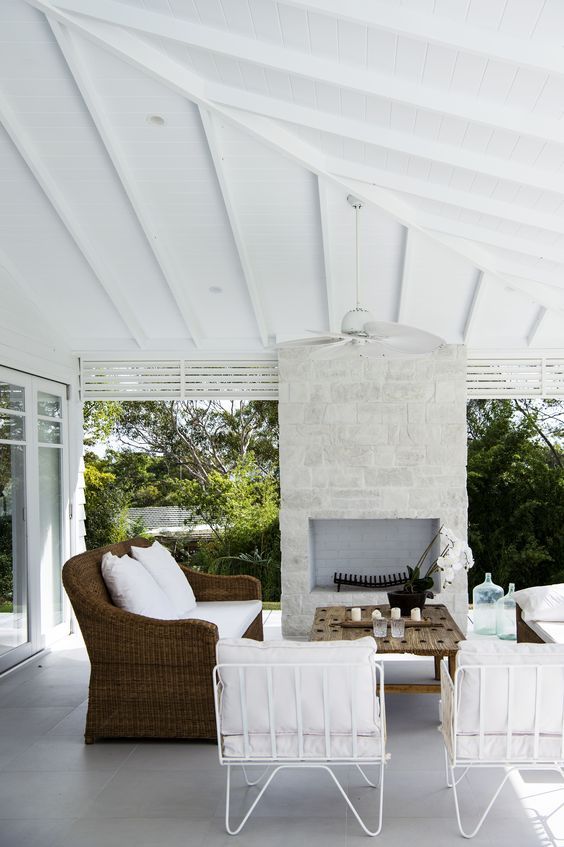 Tips to Achieve A Minimalistic Outdoor Living Space