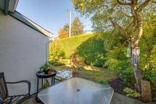 Photo 10: 20 4140 Interurban Rd in Saanich: SW Strawberry Vale Row/Townhouse for sale (Saanich West)  : MLS®# 921054
