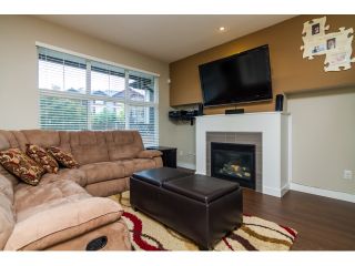 Photo 3: 16 18199 70TH Avenue in Surrey: Cloverdale BC Townhouse for sale in "Augusta" (Cloverdale)  : MLS®# F1424865