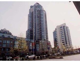 Photo 2: 501 1188 QUEBEC Street in Vancouver: Mount Pleasant VE Condo for sale in "CITYGATE ONE" (Vancouver East)  : MLS®# V705630