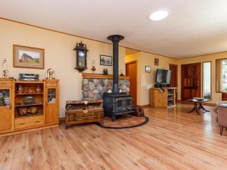 Photo 4: 4372 TELEGRAPH ROAD in COBBLE HILL: Z3 Cobble Hill House for sale (Zone 3 - Duncan)  : MLS®# 453755