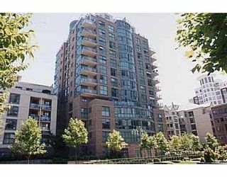 Photo 1: 201 1159 MAIN Street in Vancouver: Mount Pleasant VE Condo for sale in "CITYGATE" (Vancouver East)  : MLS®# V657583