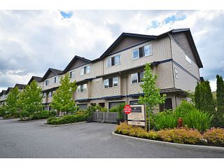 Photo 2: 10 1268 RIVERSIDE Drive in Port Coquitlam: Riverwood Townhouse for sale in "SOMERSTON LANE" : MLS®# V1045102