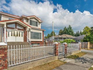 Photo 2: 2283 EAST 54TH Avenue in Vancouver: Killarney VE House for sale (Vancouver East)  : MLS®# R2813818