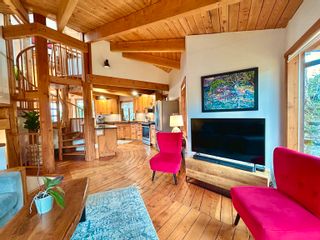 Photo 13: 395 SKYLINE Drive in Gibsons: Gibsons & Area House for sale in "The Bay Gibsons Bluff" (Sunshine Coast)  : MLS®# R2863040