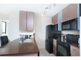Photo 2: # 1907 977 MAINLAND ST in Vancouver: Yaletown Condo for sale in "YALETOWN PARK III" (Vancouver West)  : MLS®# V1015117