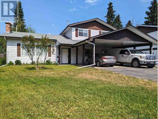 Photo 1: 410 NEFF CRESCENT in Prince George: House for sale : MLS®# R2810648