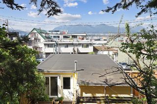 Photo 21: 887 E PENDER Street in Vancouver: Strathcona House for sale (Vancouver East)  : MLS®# R2699792