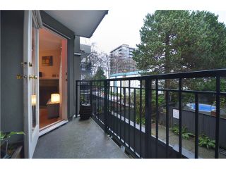 Photo 8: 219 555 W 14TH Avenue in Vancouver: Fairview VW Condo for sale (Vancouver West)  : MLS®# V991643