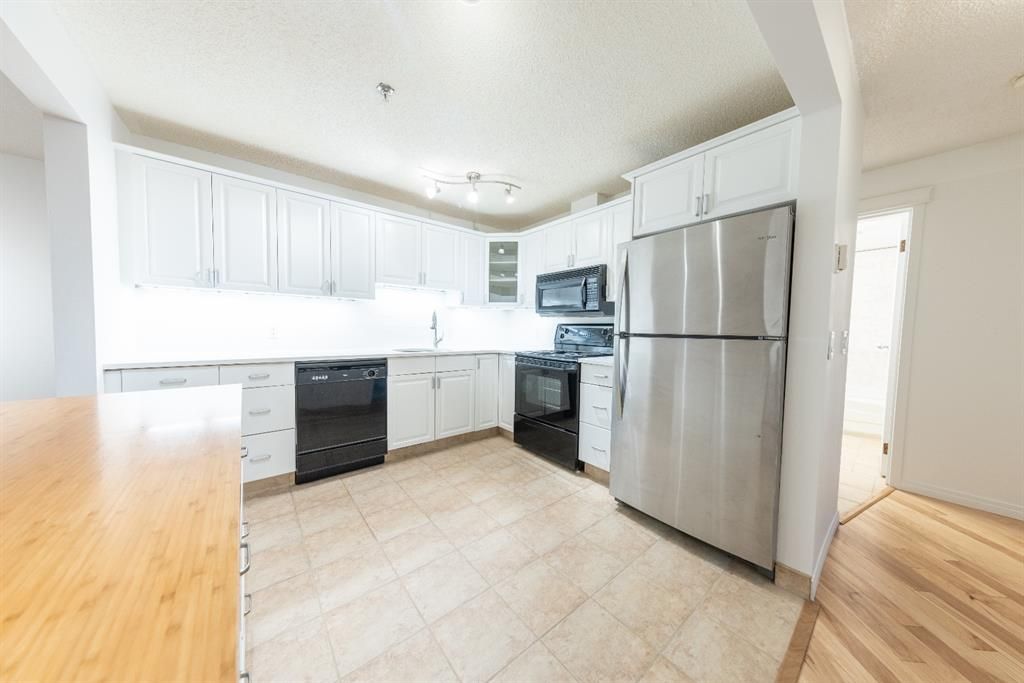 Photo 6: Photos: 104 1919 17 Avenue SW in Calgary: Bankview Apartment for sale : MLS®# A1230729