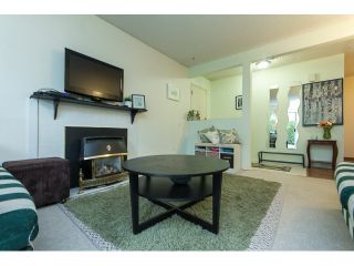 Photo 4: 1011 34909 OLD YALE Road in Abbotsford: Abbotsford East Condo for sale in "THE GARDENS" : MLS®# R2050099