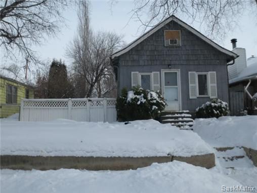 Main Photo: 2231 Coy Avenue in Saskatoon: Exhibition Single Family Dwelling for sale (Saskatoon Area 02)  : MLS®# 457296