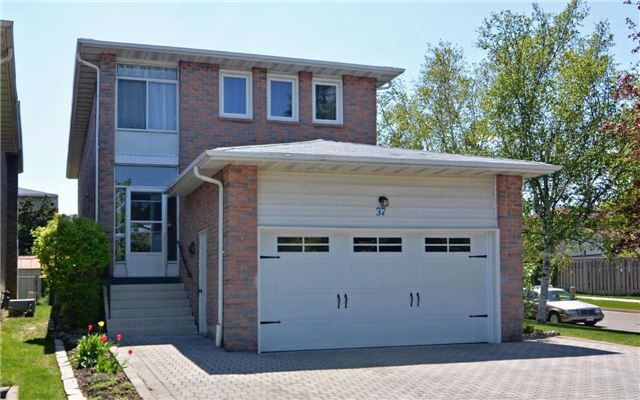 Main Photo: 37 Silbury Drive in Toronto: Agincourt North House (2-Storey) for sale (Toronto E07)  : MLS®# E3497087