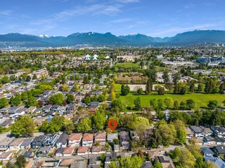 Photo 7: 2564 E 18TH Avenue in Vancouver: Renfrew Heights House for sale (Vancouver East)  : MLS®# R2880332