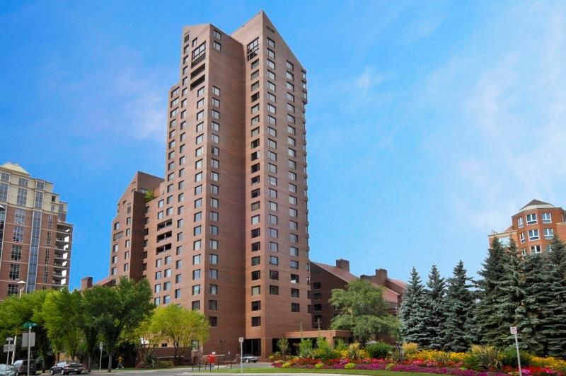 Main Photo: 1702A 500 EAU CLAIRE Avenue SW in Calgary: Eau Claire Apartment for sale : MLS®# C4242368