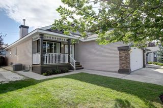 Photo 3: 185 Chaparral Common SE in Calgary: Chaparral Detached for sale : MLS®# A1137900