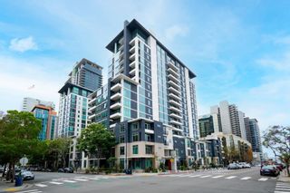 Main Photo: DOWNTOWN Condo for sale : 2 bedrooms : 425 W Beech St #955 in San Diego