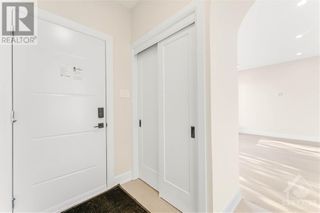 Photo 2: 132 CARILLON STREET UNIT#A in Ottawa: House for rent : MLS®# 1373776