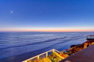 Photo 2: ENCINITAS House for sale : 4 bedrooms : 502 Neptune