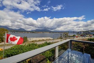 Photo 25: 2827 WALL Street in Vancouver: Hastings East House for sale (Vancouver East)  : MLS®# R2107634