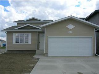 Main Photo: 3403 McClocklin Road in Saskatoon: Hampton Village Single Family Dwelling for sale (Saskatoon Area 05)  : MLS®# 402759