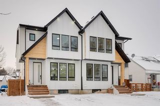 Main Photo: 905 Rundle Crescent NE in Calgary: Renfrew Semi Detached (Half Duplex) for sale : MLS®# A2015914