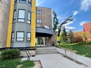 Main Photo: 104 611 Edmonton Trail NE in Calgary: Crescent Heights Apartment for sale : MLS®# A2052273
