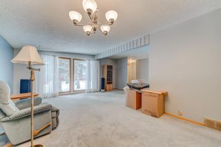 Photo 11: 540 Oakwood Place SW in Calgary: Oakridge Detached for sale : MLS®# A2012310
