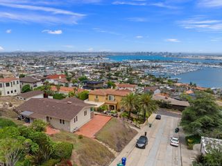 Main Photo: POINT LOMA House for sale : 3 bedrooms : 3226 Lucinda St in San Diego