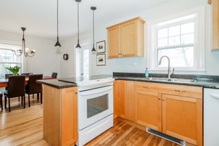 Photo 13: 56 Highland Avenue in Wolfville: 404-Kings County Residential for sale (Annapolis Valley)  : MLS®# 202104485