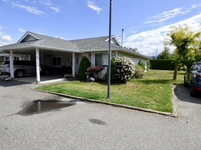 Main Photo: 174 7610 EVANS Road in Chilliwack: Sardis West Vedder Rd Townhouse for sale in "COTTONWOOD RETIREMENT VILLAGE" (Sardis)  : MLS®# R2392663