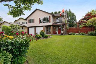 Photo 3: 3702 HARWOOD Crescent in Abbotsford: Central Abbotsford House for sale : MLS®# R2174121